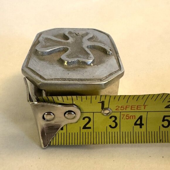 Vintage Pewter Irish Shamrock Clover Design Pill Box Trinket Box, 2" x 1" - Picture 5 of 5
